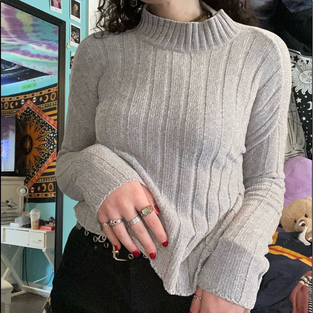 Brand:Moral fiber, Size L, crushed velvet, small fray at bottom